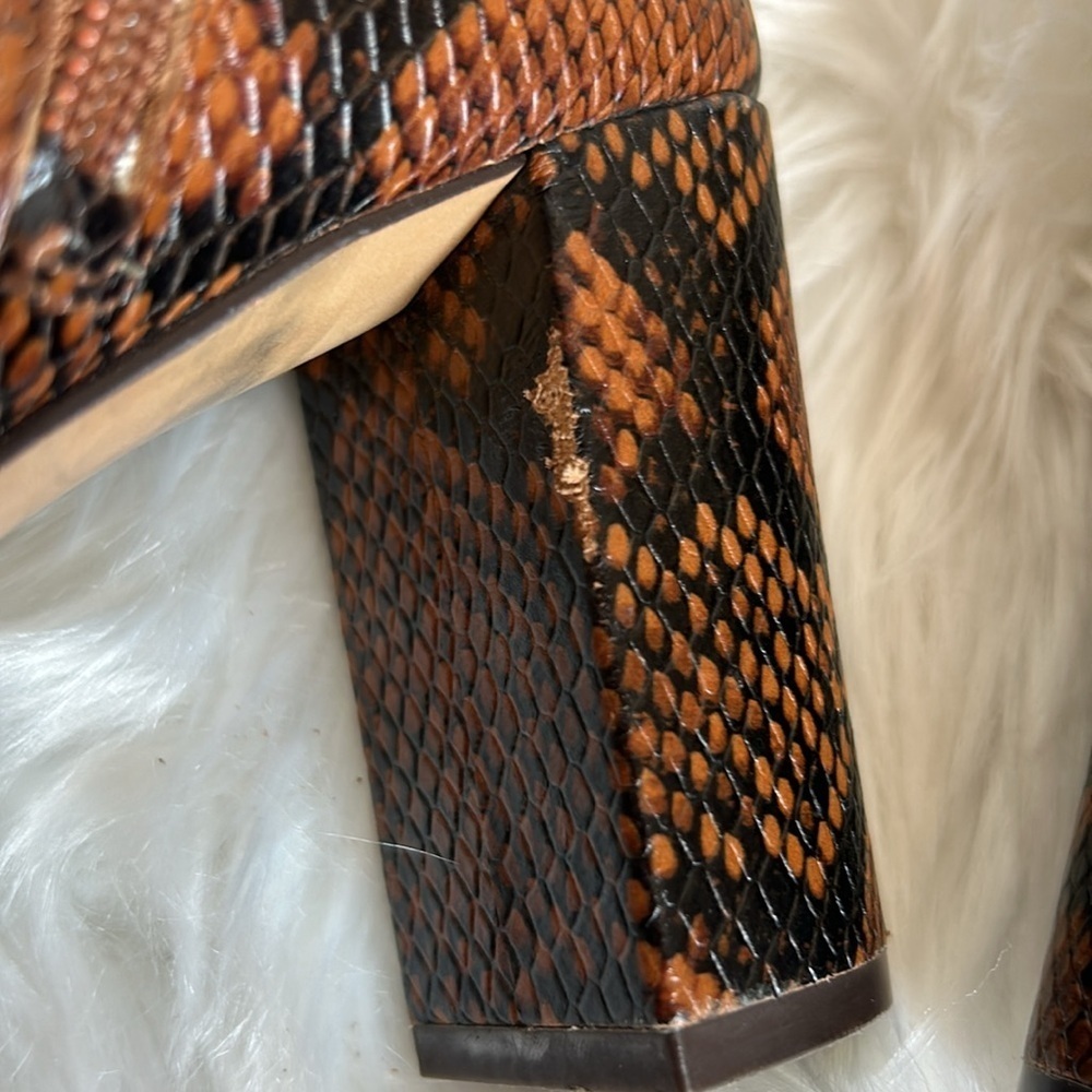 Vince Camuto Isanna Brown Black Snake Print Leather Boots Size 7.5 - Picture 9 of 9